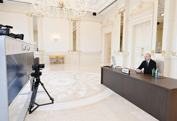 Prezident İlham Əliyevin sosial şəbəkə hesabında “Avropa Siyasi Birliyi”nin 8-ci Zirvə toplantısında çıxışı ilə bağlı videoçarx paylaşılıb<font color=red> - VİDEO</font>