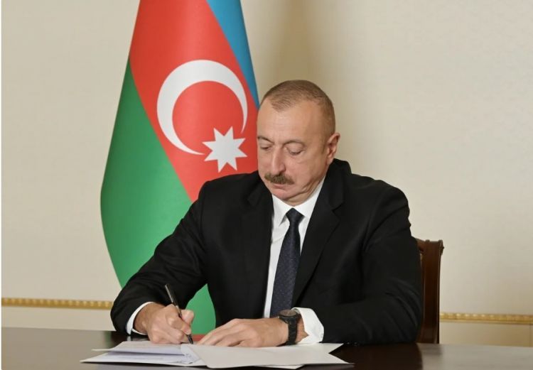 Mədəniyyət xadimlərinə Prezidentin fərdi təqaüdü verilib