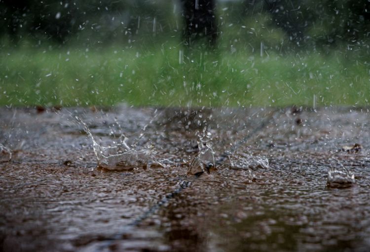Bəzi rayonlarda yağıntılı hava şəraiti davam edir<font color='red'> -  FAKTİKİ HAVA</font>