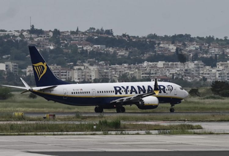Almaniyada kerosin bahalaşması aviareyslərin ixtisarına səbəb ola bilər