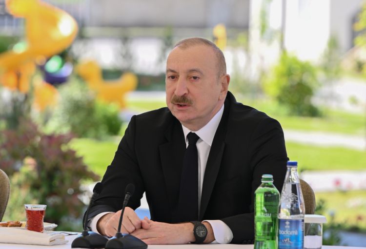 Prezident İlham Əliyev: Ermənistan cəmiyyətində Azərbaycana qarşı nifrət hissi ilə yaşayan siyasi qüvvələr var, biz ayıq olmalıyıq
