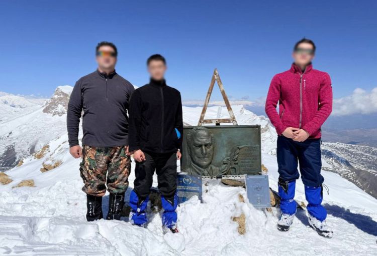 Dövlət Təhlükəsizliyi Xidmətinin əməkdaşları “Heydər zirvəsi”nə yürüş təşkil ediblər