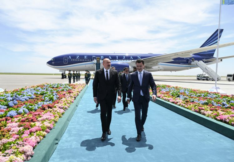 Prezident İlham Əliyev Qazaxıstana işgüzar səfərə gəlib<font color=red> - FOTOLAR</font>