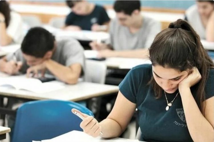 Bu gün 23,9 min bakalavr magistraturaya II cəhd qəbul imtahanı verəcək
