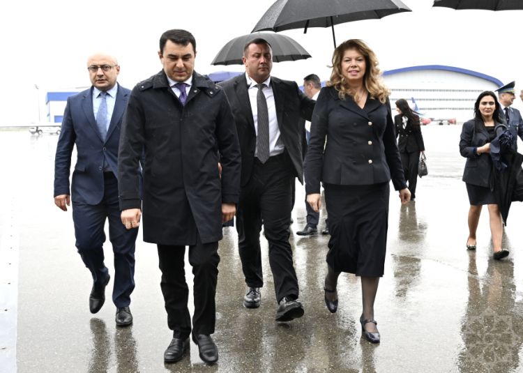 Bolqarıstan Prezidenti İliyana Yotova Azərbaycana səfərə gəlib<font color=red> - FOTOLAR</font>