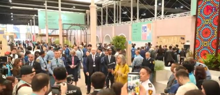 WUF13 "URBAN EXPO" SƏRGİSİNİN AÇILIŞI OLUB<font color=red> - VİDEO</font>
