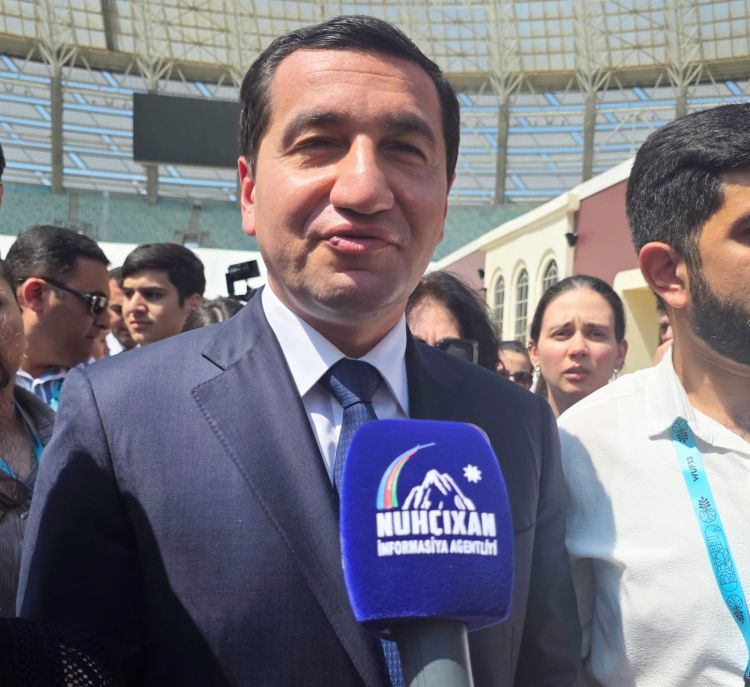 Hikmət Hacıyev: Azərbaycana qərəzli yanaşanlara qrant verənlərin sayı azalıb