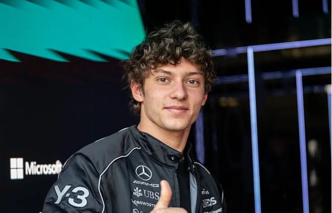 Antonelli "Formula 1" üzrə Kanada Qran-prisinin qalibi olub