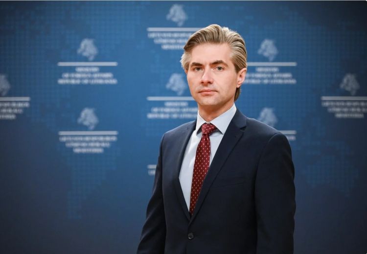 Litva Prezidenti və xarici işlər naziri məlumat sızmasının qurbanı olub