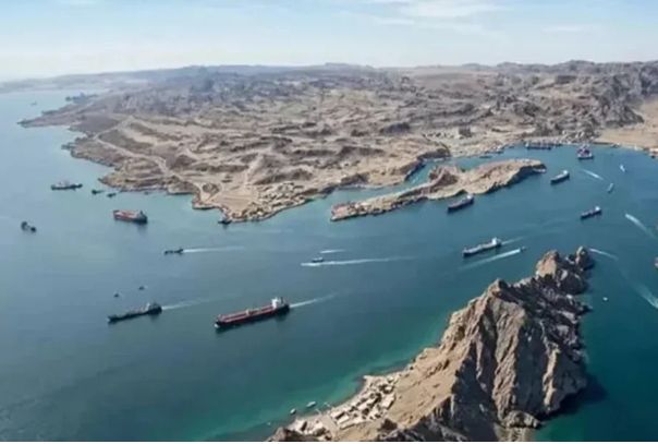 SEPAH: Sutka ərzində Hörmüzdən 24 gəmi keçib