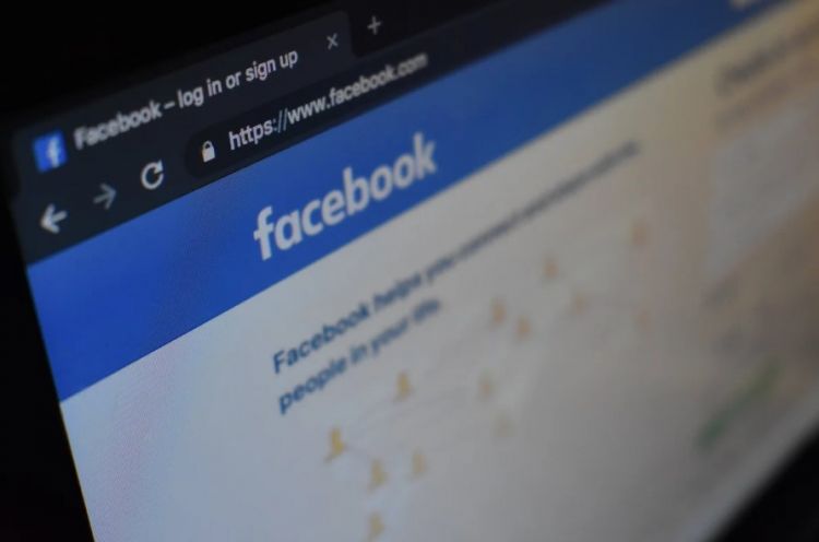 "Facebook" son 3 ayda Azərbaycandakı bazar payının yarısını itirib