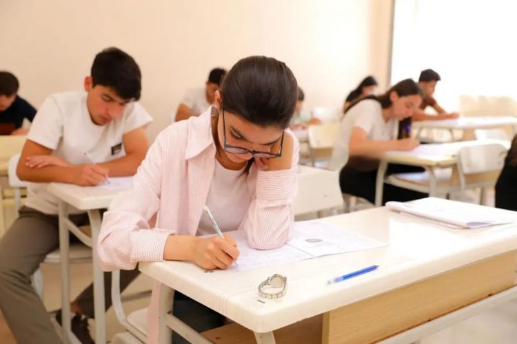 Dünən keçirilən qəbul imtahanlarının nəticələri 2 həftədən sonra açıqlanacaq