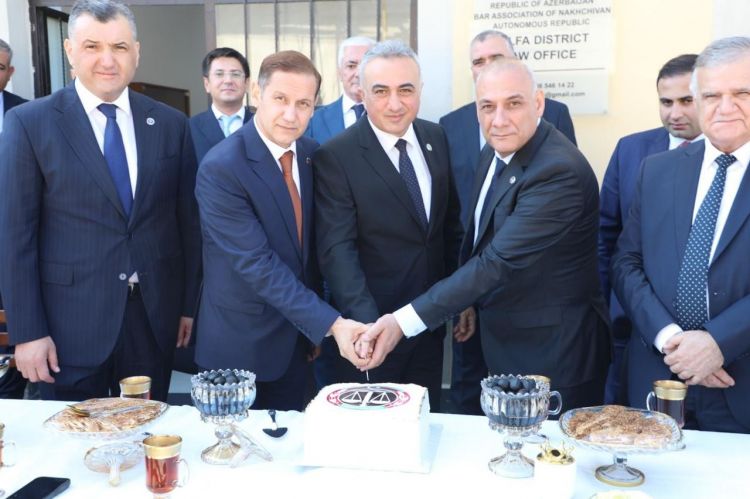 Culfada Vəkil Bürosunun açılışı olub<font color=red> - FOTOLAR</font>