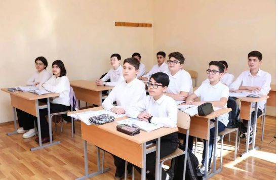 Sabahdan lisey və gimnaziyalara qəbul başlayır