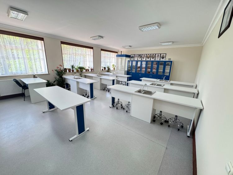 BP Azərbaycan şirkəti ilə əməkdaşlıq çərçivəsində Naxçıvanda təhsil müəssisələrində yeni laboratoriyalar  yaradılıb<font color=red> - FOTOLAR</font>