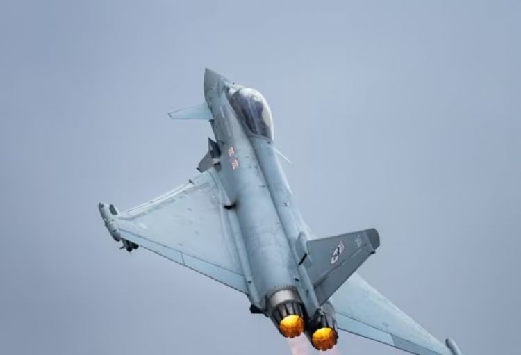 “Airbus”lə birlikdə səkkiz şirkət Almaniyaya altıncı nəsil döyüş təyyarəsi təklif edib