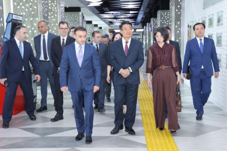 Vyetnamın Baş prokurorunun ölkəmizə işgüzar səfəri başa çatıb<font color=red> - FOTOLAR</font>