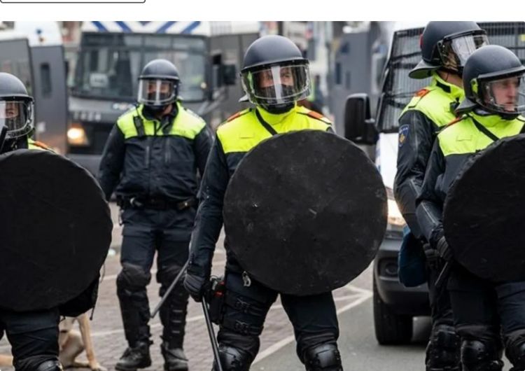 Niderlandda polis iğtişaşların 7 iştirakçısını saxlayıb Digər ölkələr