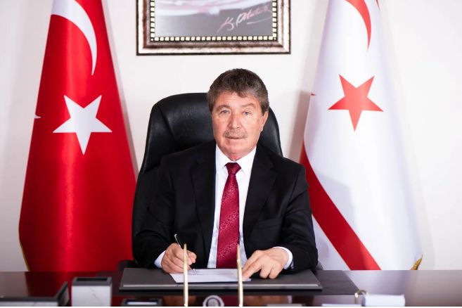 Ünal Üstel: Şimali Kipr Azərbaycanla birbaşa reyslərin tezliklə açılmasına ümid edir