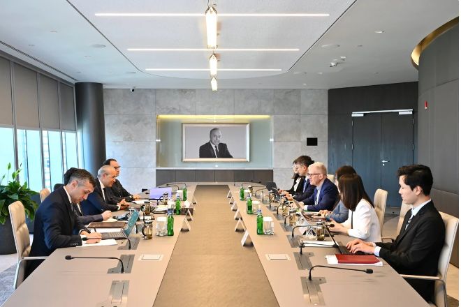 Azərbaycan AIIB ilə strateji tərəfdaşlığının gücləndirilməsini müzakirə edib