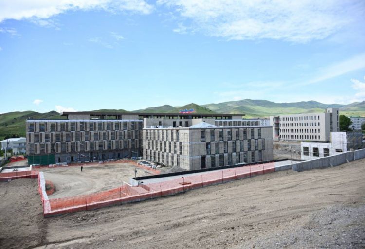 Füzuli, Ağdam və Cəbrayıl rayonlarının Mərkəzi xəstəxanalarının tikintisi davam etdirilir