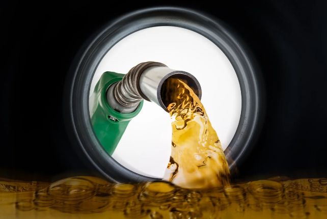 Azərbaycanda 5 ayda benzin istehsalı 8 %-ə yaxın artıb