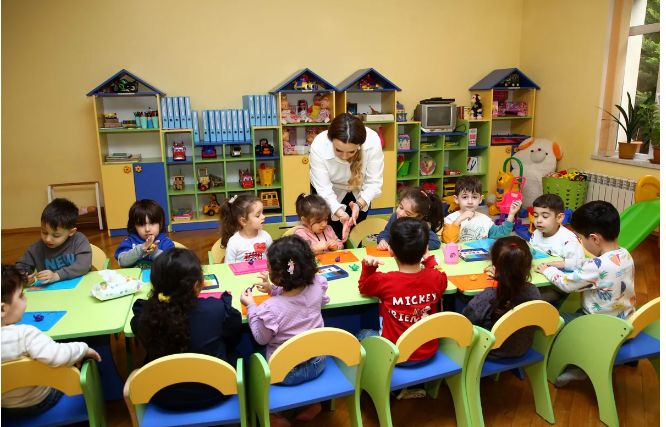 Bakıda ötən il 598 nəfər məktəb və bağçalarda müxtəlif vəzifələrə işə təyin edilib