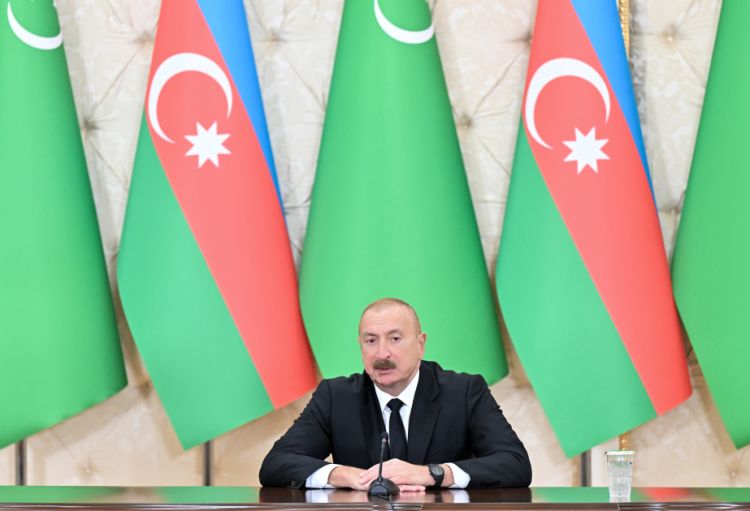 Prezident İlham Əliyev: Azərbaycanla Türkmənistan arasında nəqliyyat-logistika sahəsində əməkdaşlıq uzunmüddətli xarakter daşıyır