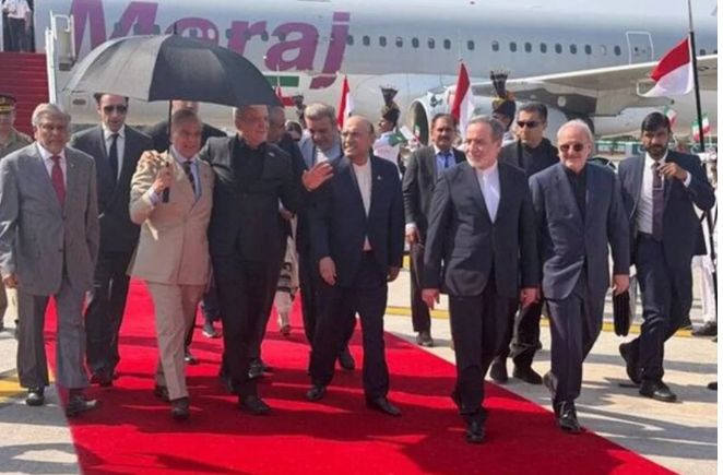 Məsud Pezeşkian Pakistanda səfərdədir