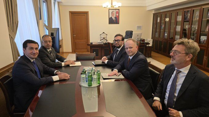 Hikmət Hacıyev: Azərbaycan NATO-nun etibarlı tərəfdaşıdır