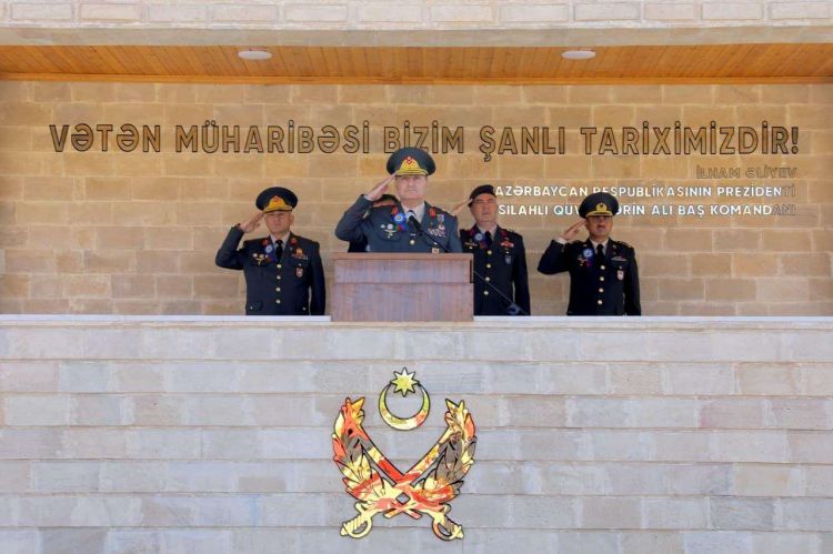 Naxçıvan Hərbi Kollecinin ilk məzun buraxılış mərasimi keçirilib<font color=red> - FOTOLAR</font>