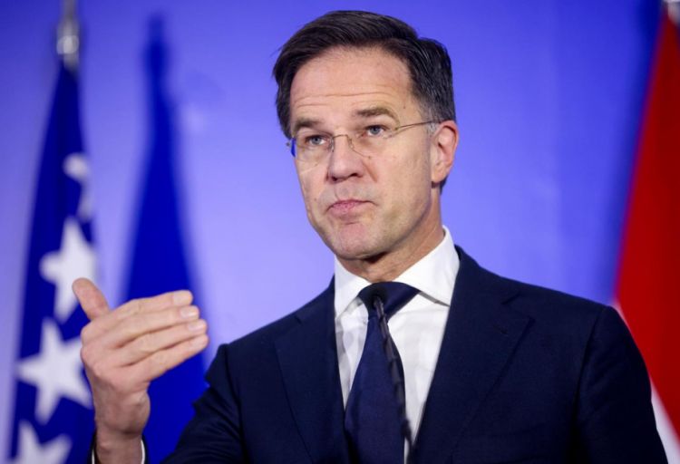 Rutte: ABŞ İrana qarşı əməliyyat zamanı Avropadakı bazalardan 5 minə yaxın uçuş həyata keçirib
