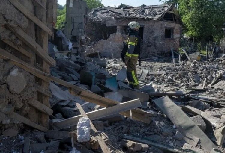 Rusiya və Ukraynanın qarşılıqlı hava zərbələri nəticəsində mülki əhali arasında itkilər var