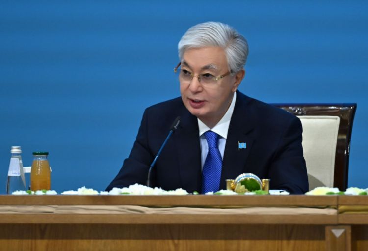 Prezident Tokayev: Qazaxıstan Avropa ilə Asiya arasında aparıcı logistika qovşağına çevrilməyə çalışır