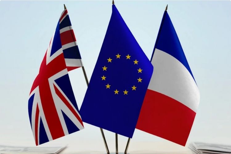 FT: Britaniyanın Aİ-nin müdafiə fondundan kənarlaşdırılması Fransanın özünə qarşı çevrilib