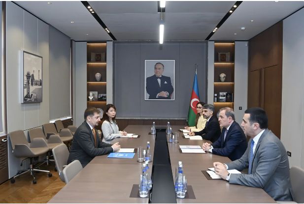 Ceyhun Bayramov BMT-nin Azərbaycanda yeni rezident əlaqələndiricisi ilə görüşüb<font color=red> - FOTOLAR</font>
