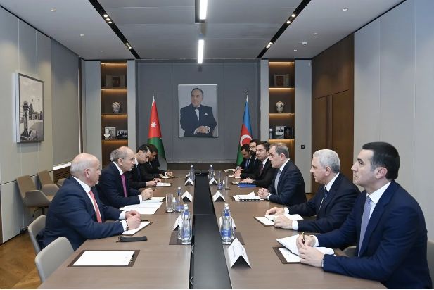 Azərbaycan və İordaniya XİN başçıları geniştərkibli görüş keçirib<font color='red'> - YENİLƏNİB</font><font color=red> - FOTOLAR</font>