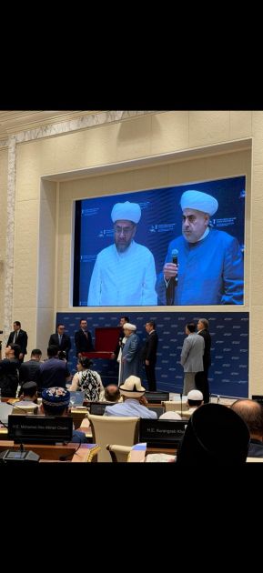 I Beynəlxalq İslam Sivilizasiyası Forumunda “Qardaşlıq və Müttəfiqliyin Zirvəsi” kitab-albomu təqdim olunub<font color=red> - FOTOLAR</font>