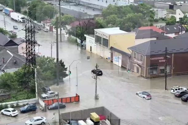 Dağıstanda leysan yağışlar səbəbindən 50-dən çox kəndlə əlaqə kəsilib