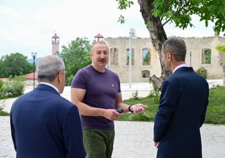 Şuşada “Sadıqcanın evi”nin bərpadan sonra açılışı olub<font color=red> - FOTOLAR</font>