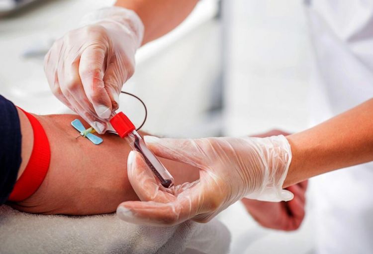 Qazaxıstanda qan donorları üçün yeni mükafat təsis edilib