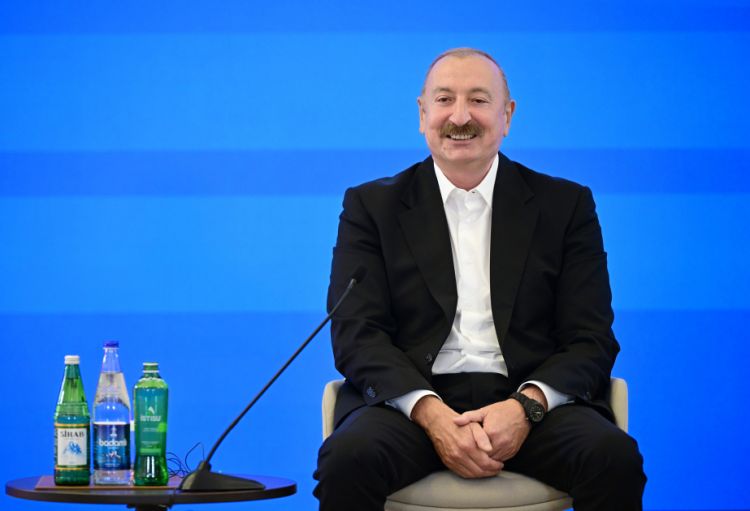 Prezident İlham Əliyev Rusiya-Ukrayna müharibəsi barədə: Müharibə dayandırılmalıdır və bu, dərhal baş verməlidir