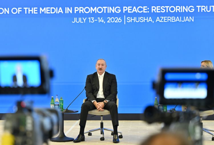 Prezident: Bu gün Azərbaycan cəmiyyətindəki birliyə oxşar mənzərə tapmaq çətindir<font color=red> - VİDEO</font>