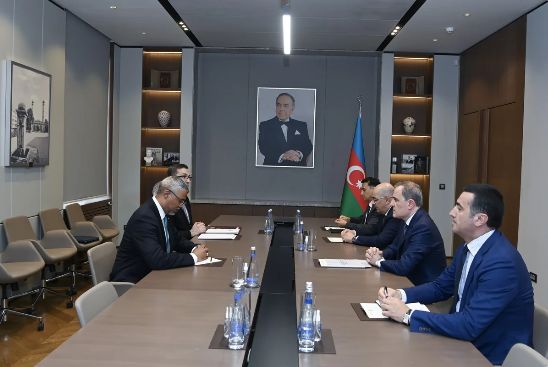 Ceyhun Bayramov ÜGT-nin baş katibi ilə beynəlxalq gömrük əməkdaşlığını müzakirə edib<font color=red> - FOTOLAR</font>