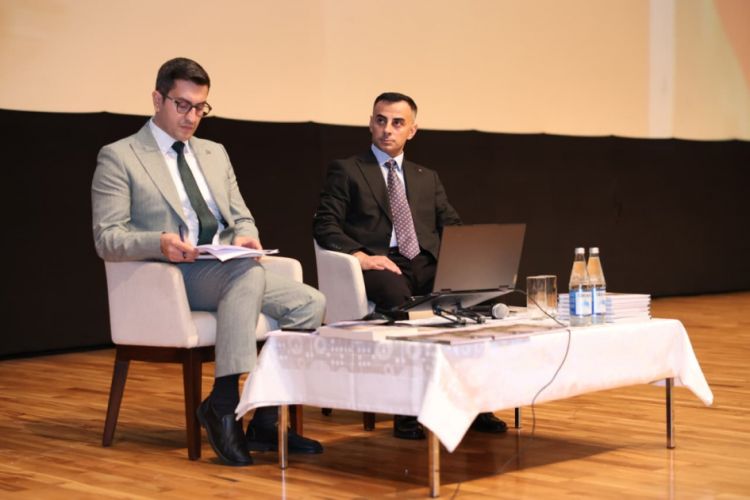 Yazıçı-publisist Aydın Tağıyevin kitabının təqdimatı olub<font color=red> - VİDEO</font>
