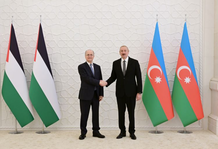 Prezident İlham Əliyev Fələstinin Baş nazirini qəbul edib<font color=red> - FOTOLAR</font>