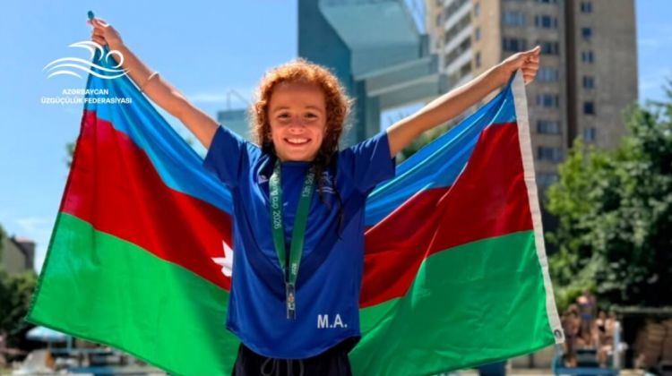 Azərbaycan üzgüçüsü Sofiyada gümüş medal qazanıb<font color=red> - FOTOLAR</font>