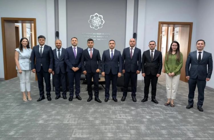 Naxçıvanın rəqəmsal inkişaf prioritetləri müzakirə olunub