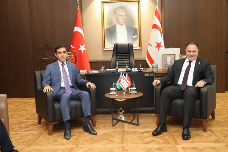 Şimali Kipr parlamentinin sədri Yeni Azərbaycan Partiyasının nümayəndə heyətini qəbul edib<font color=red> - FOTOLAR</font>