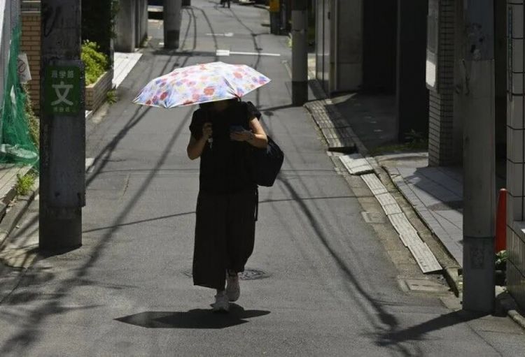 Yaponiyanın mərkəzi prefekturasında temperatur 40 dərəcə Selsini keçib